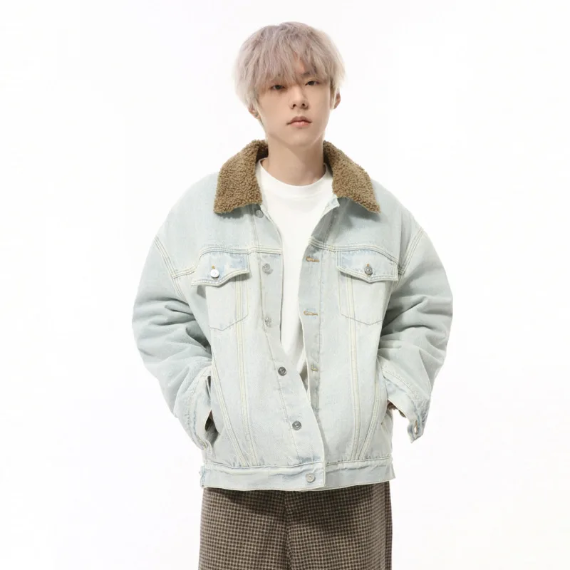 2024 High Street Men's Padded Denim Jackets Turn-down Collar Solid Color Lamb Wool Patchwork Single Breasted Thick Tops
2024 High Street Men's Padded Denim Jackets Turn-down Collar Solid Color Lamb Wool Patchwork Single Breasted Thick Tops