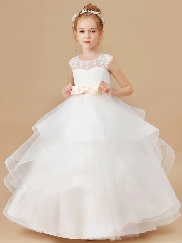 Flower Girl Dresses Birthday Holy Communion Gowns White Tiered Flory Appliques With Champagne Bow Belt Sleeveless For Wedding
Flower Girl Dresses Birthday Holy Communion Gowns White Tiered Flory Appliques With Champagne Bow Belt Sleeveless For Wedding