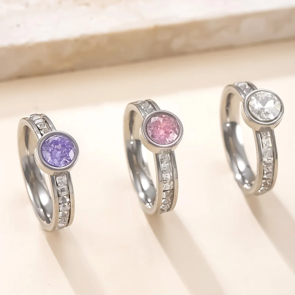 Fashion Contracted Design Women's Ring with Brilliant White Cubic Zirconia Wedding Party Daily Wearable Statement Jewelry
Fashion Contracted Design Women's Ring with Brilliant White Cubic Zirconia Wedding Party Daily Wearable Statement Jewelry