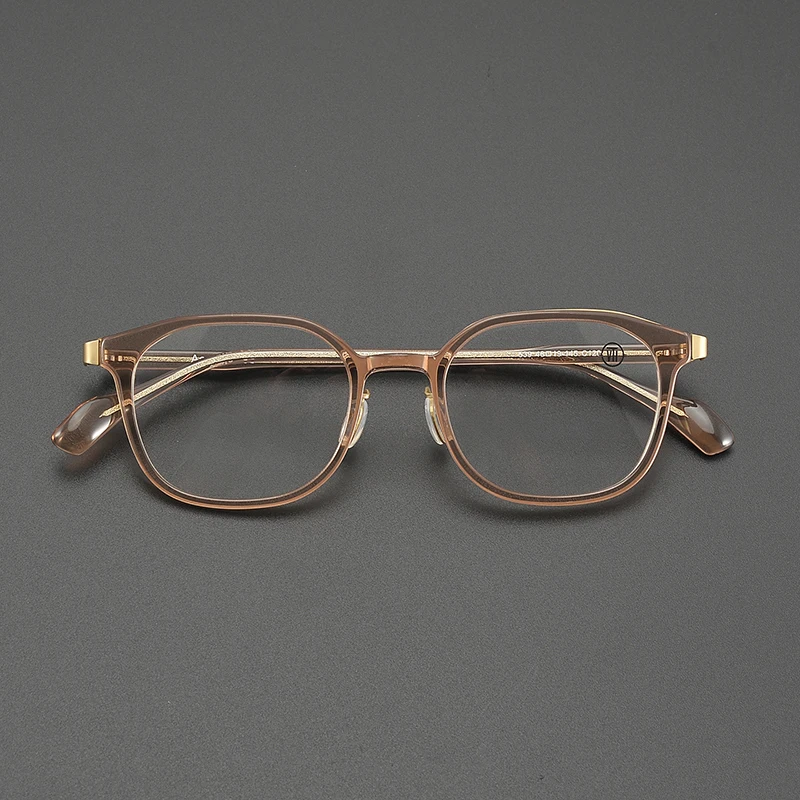 Fashionable business square ultra-light myopia glasses frame, retro casual ultra-thin round face color-changing optical glasses
Fashionable business square ultra-light myopia glasses frame, retro casual ultra-thin round face color-changing optical glasses