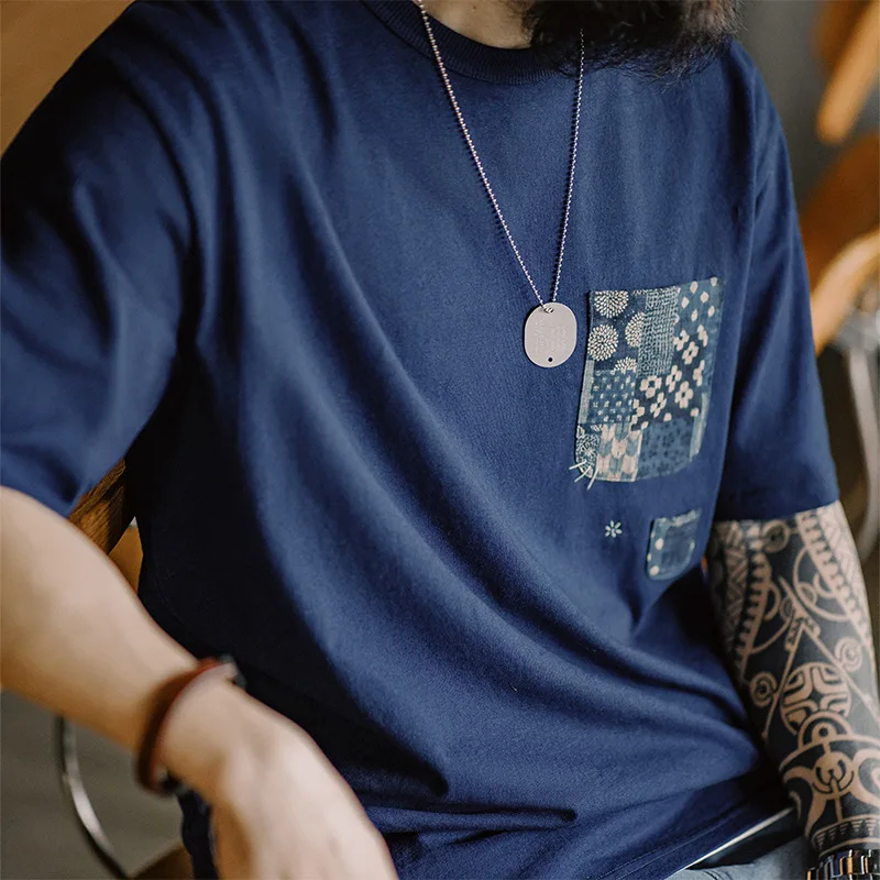 Maden Workwear Vintage Indigo Cotton T-irt with ket Men's Summer ort Sve Blue Dye Ancient Cloth Patchwork Top
Maden Workwear Vintage Indigo Cotton T-irt with ket Men's Summer ort Sve Blue Dye Ancient Cloth Patchwork Top