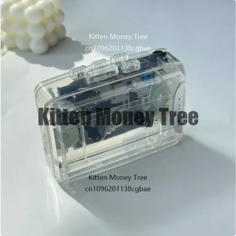 Портативный кассетный плеер New Color UO, прозрачный проигрыватель кассет, Walkman, наушники в комплекте, Clear Tech, ретро, ностальгия, MP3
Портативный кассетный плеер New Color UO, прозрачный проигрыватель кассет, Walkman, наушники в комплекте, Clear Tech, ретро, ностальгия, MP3