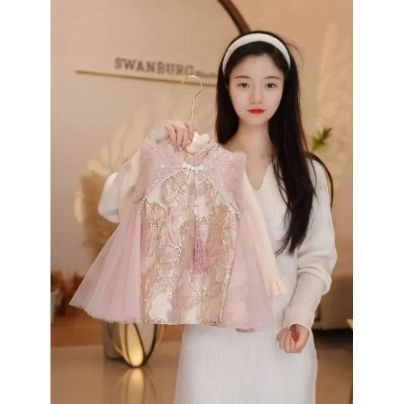 Girls' Dress Spring and Autumn New Baby One-Year-Old Formal Dress Children's New Chinese Style National Style Qipao Dress Set
Girls' Dress Spring and Autumn New Baby One-Year-Old Formal Dress Children's New Chinese Style National Style Qipao Dress Set
