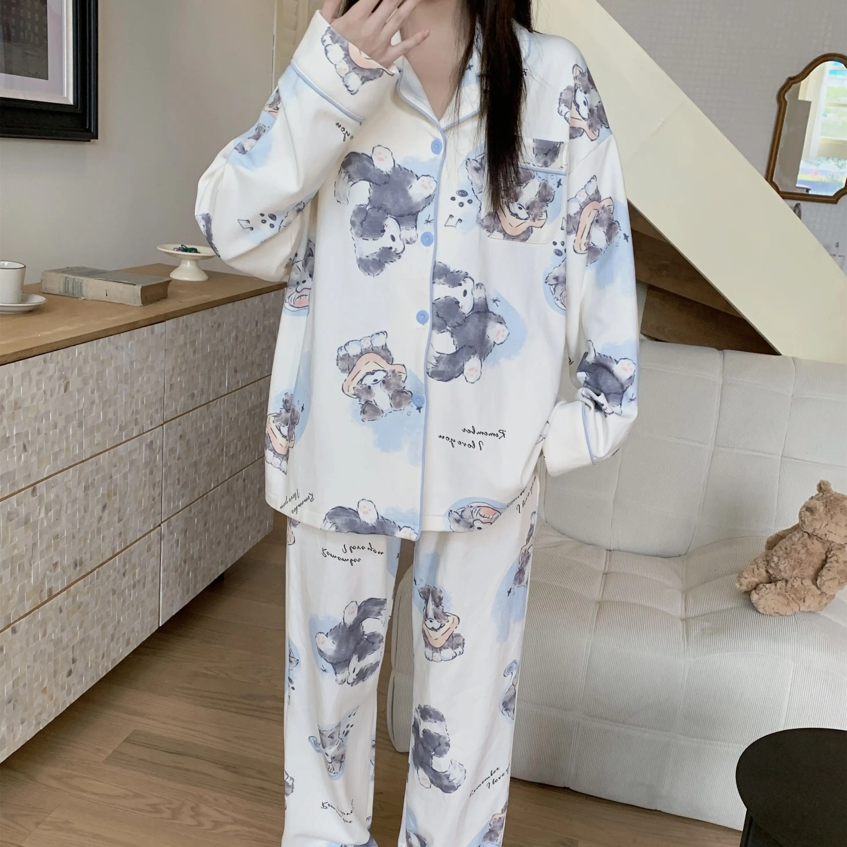 New 2025 Women's Cotton Sleepwear Long Sleeve Long Pants Large Size Student Set Can Be Worn outside Home Clothes Spring Autumn
New 2025 Women's Cotton Sleepwear Long Sleeve Long Pants Large Size Student Set Can Be Worn outside Home Clothes Spring Autumn