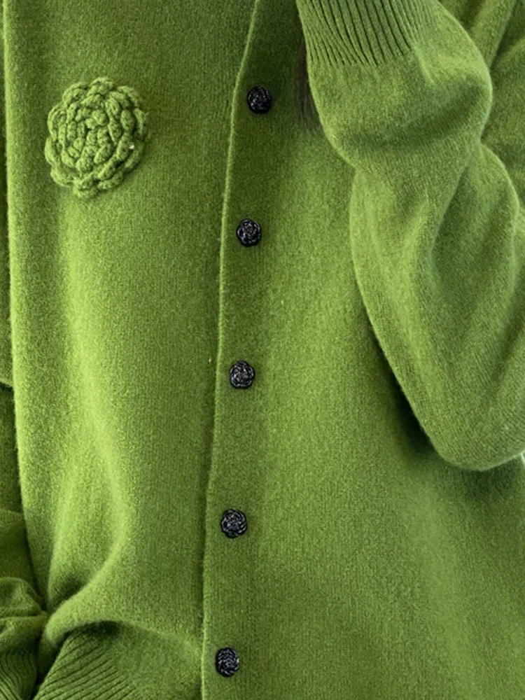 TLOML New Women's 100% Merino Wool Knitwear O-neck Wool Rose Cardigan Basic Solid Cashmere Sweater Autumn Winter Female Chic Top
TLOML New Women's 100% Merino Wool Knitwear O-neck Wool Rose Cardigan Basic Solid Cashmere Sweater Autumn Winter Female Chic Top