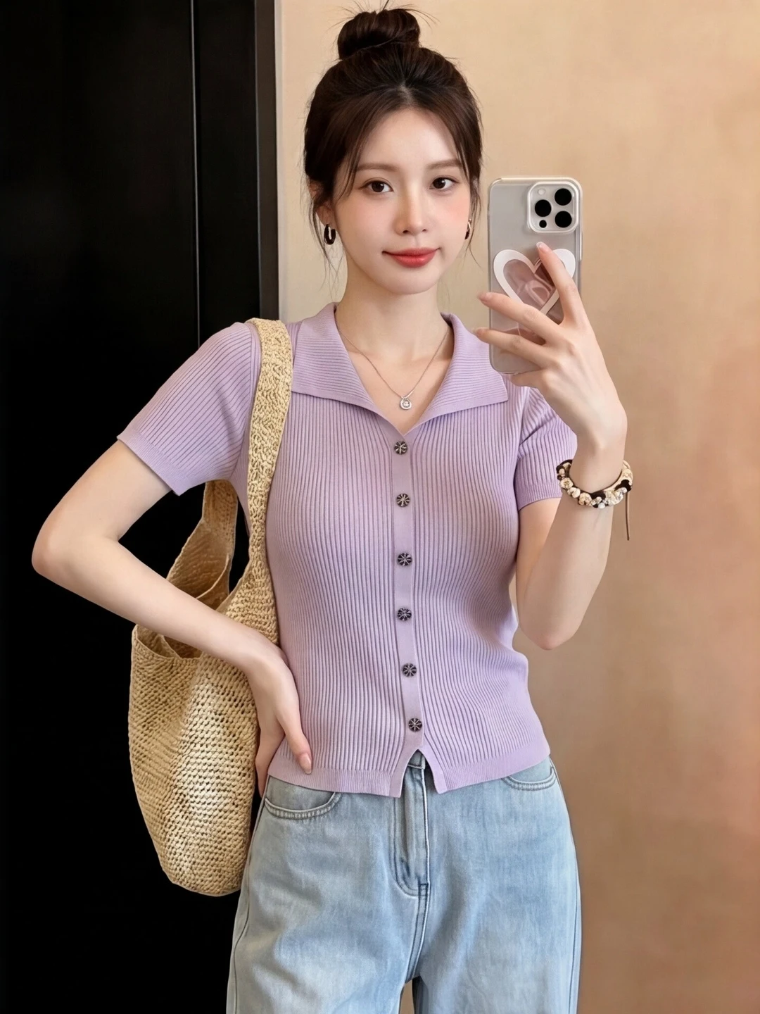 Design Sensation Purple Turn-down Collar Knitted Short Sleeve T-shirt Women's Slim Fit Summer New Style plus Size Age-defying...
Design Sensation Purple Turn-down Collar Knitted Short Sleeve T-shirt Women's Slim Fit Summer New Style plus Size Age-defying...