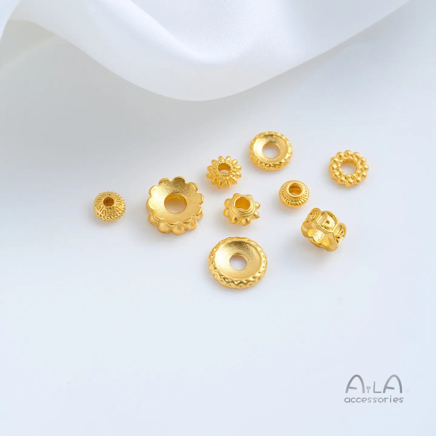 1PCS Gold Plated Lotus Mantra Gear Spacer Beads Handmade Jewelry Making Parts
1PCS Gold Plated Lotus Mantra Gear Spacer Beads Handmade Jewelry Making Parts