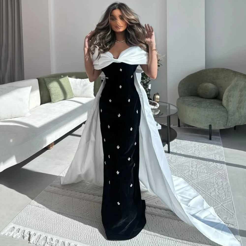 Customized Simple Contrast Color Velour Straight Evening Dress Crystal Off the Shoulder Floor Length Sleeveless Party Prom Dress
Customized Simple Contrast Color Velour Straight Evening Dress Crystal Off the Shoulder Floor Length Sleeveless Party Prom Dress