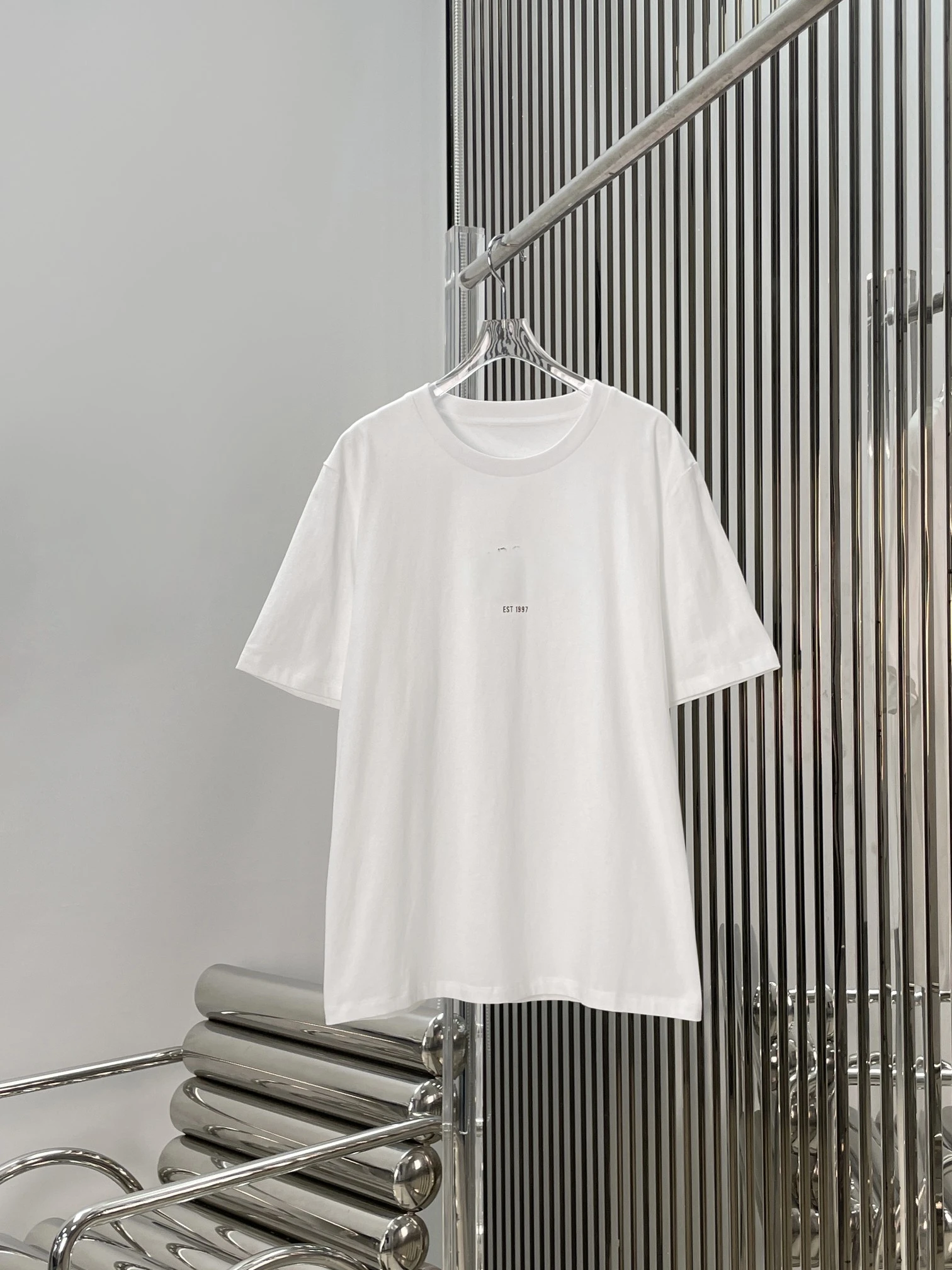 Slimming round Neck Short Sleeve Digital Print T-Shirt Women's Fashionable Casual Top Simple Stylish Versatile Cotton Tee
Slimming round Neck Short Sleeve Digital Print T-Shirt Women's Fashionable Casual Top Simple Stylish Versatile Cotton Tee