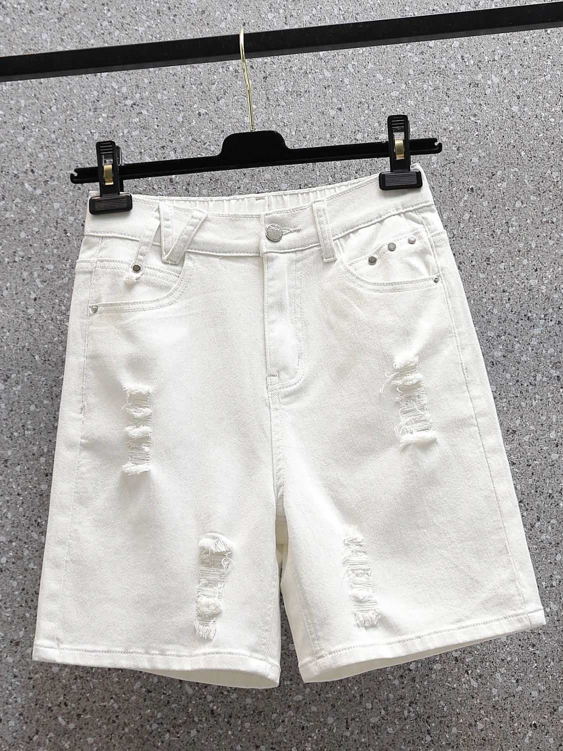 High Waist Casual Denim Five-Point Pants plus Size Straight Leg Jeans Summer New Style for Plump Women Comfortable Cotton
High Waist Casual Denim Five-Point Pants plus Size Straight Leg Jeans Summer New Style for Plump Women Comfortable Cotton