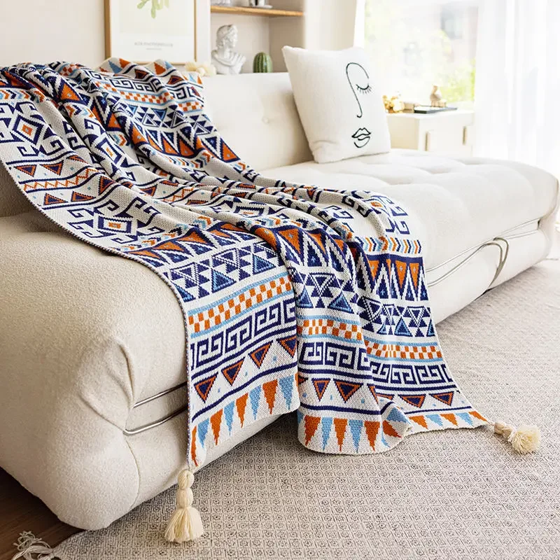 Retro Bohemian Sofa Blanket Office Nap Thick Knitted Air Conditioning Blanket Single Shawl Small Cover Carpet
Retro Bohemian Sofa Blanket Office Nap Thick Knitted Air Conditioning Blanket Single Shawl Small Cover Carpet