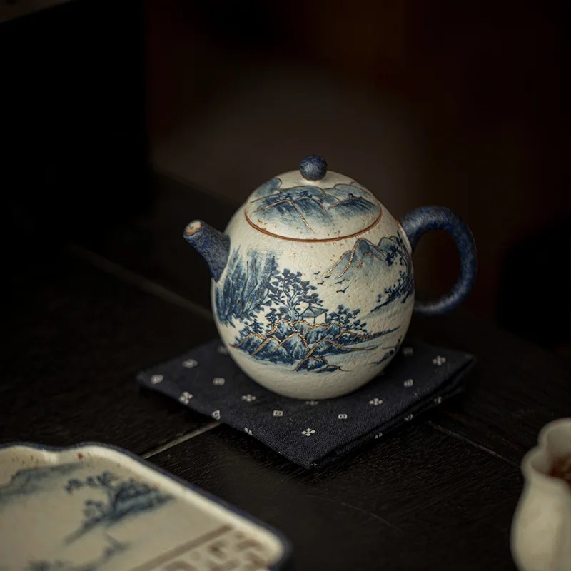 Hand drawn blue and white landscape tea pot, single tea pot with filter, Kung Fu set, Chinese dragon egg
Hand drawn blue and white landscape tea pot, single tea pot with filter, Kung Fu set, Chinese dragon egg