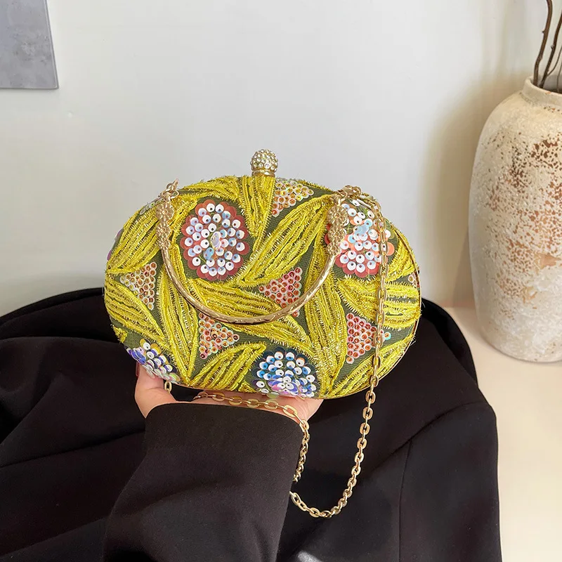 Chinese Style Sequin Retro Crossbody Bag Fashion Hand-held Dinner Bag with Chain Trendy Evening Clutch for Women
Chinese Style Sequin Retro Crossbody Bag Fashion Hand-held Dinner Bag with Chain Trendy Evening Clutch for Women