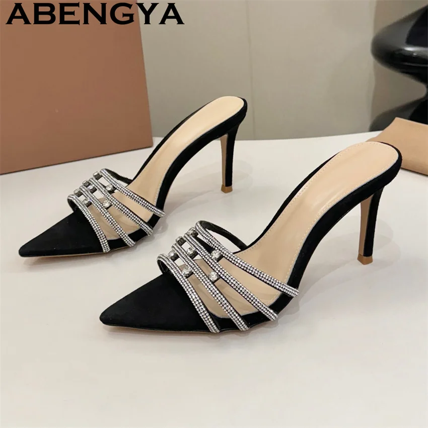 Женские летние туфли-мюли с острым носком, тонким высоким каблуком, кристаллами и узкими ремешками, ажурные, для вечеринок, сексуальные
Женские летние туфли-мюли с острым носком, тонким высоким каблуком, кристаллами и узкими ремешками, ажурные, для вечеринок, сексуальные