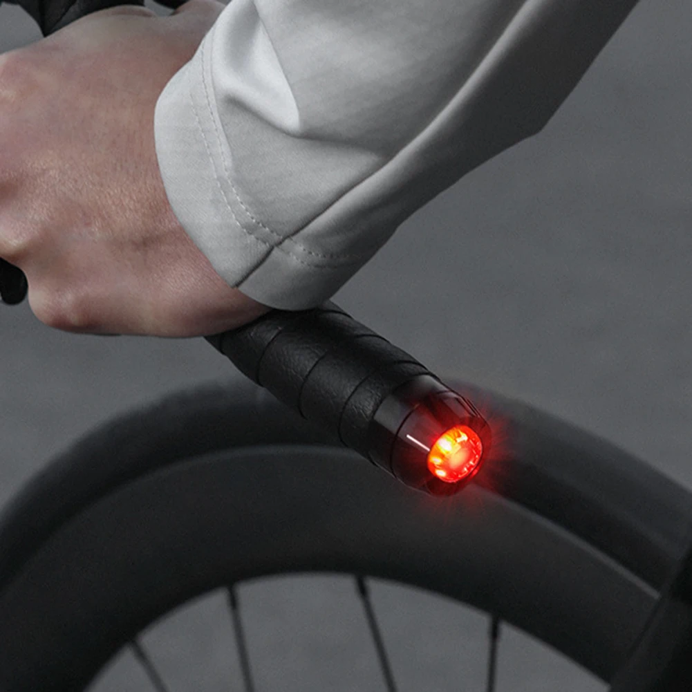 Фонарь-указатель поворота для велосипеда, свет для руля, функция сигнализации поворота для ночной езды на велосипеде, простая установка, велосипедный фонарь
Фонарь-указатель поворота для велосипеда, свет для руля, функция сигнализации поворота для ночной езды на велосипеде, простая установка, велосипедный фонарь