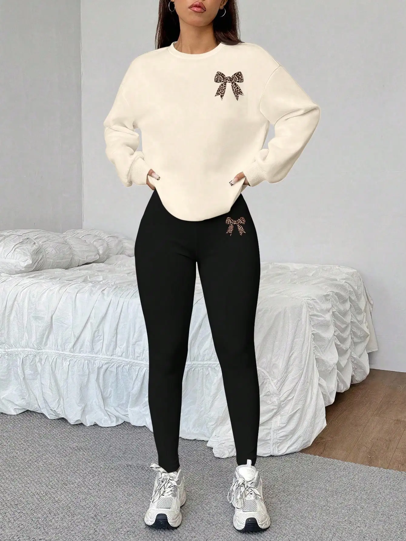 Leopard Bow Print 2pc Set: Beige Loose Sweatshirt & Black Skinny Leggings for Casual, Gym, Streetwear
Leopard Bow Print 2pc Set: Beige Loose Sweatshirt & Black Skinny Leggings for Casual, Gym, Streetwear