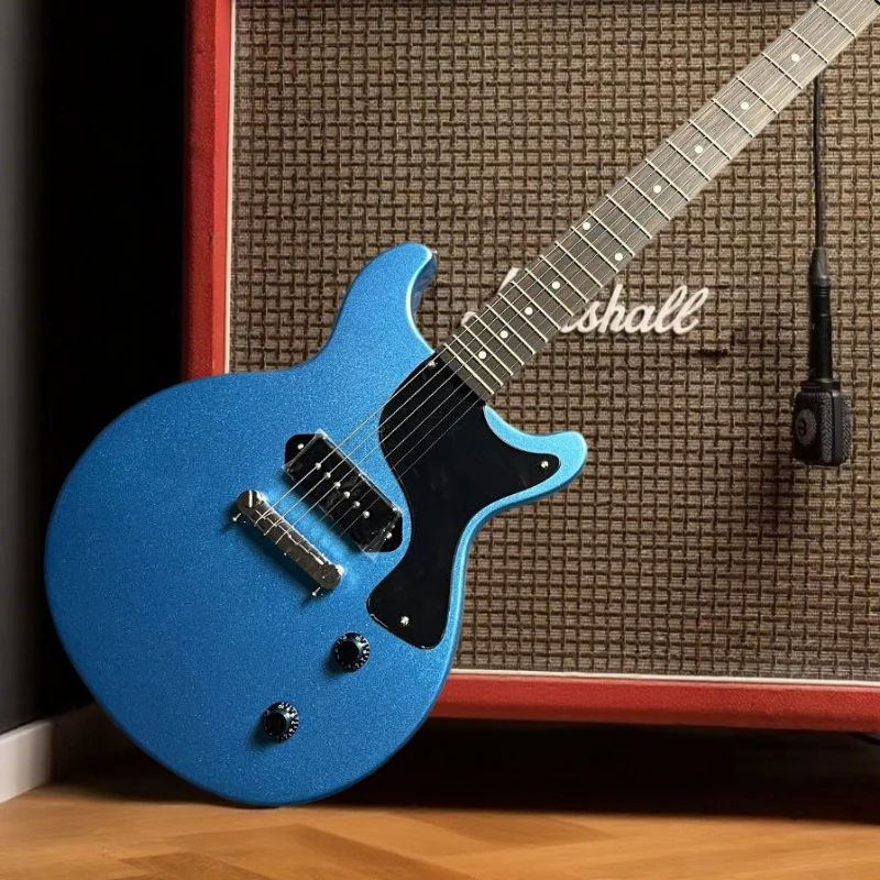 Электрогитара Blue Studio с кленовым грифом, корпусом из павловнии, фиксированным бриджем, подарок на Новый год, бесплатная доставка
Электрогитара Blue Studio с кленовым грифом, корпусом из павловнии, фиксированным бриджем, подарок на Новый год, бесплатная доставка