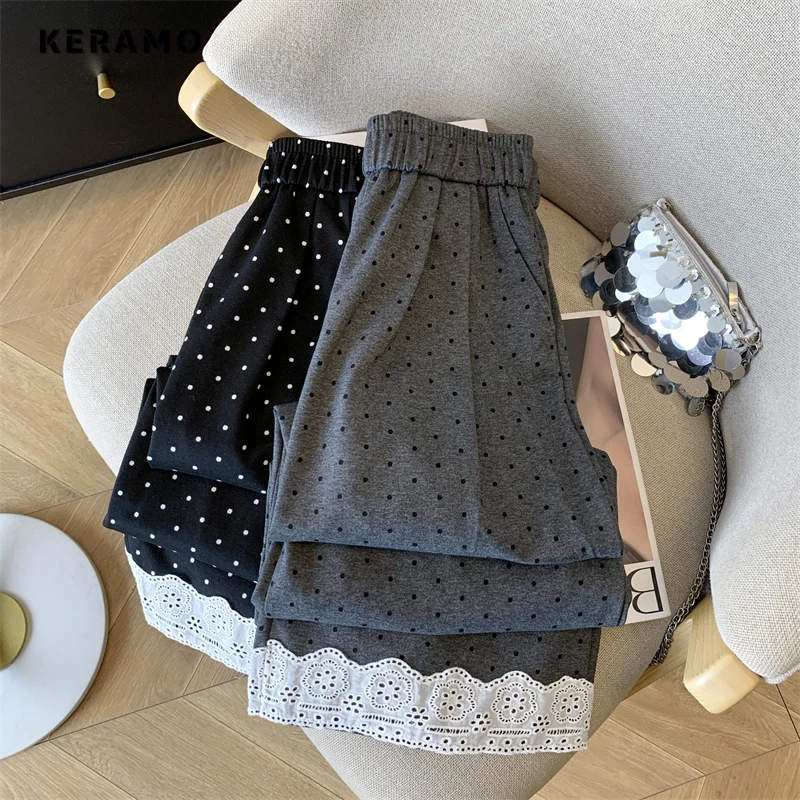 Women's Fashion Loose Fit Vintage Floral Print Trousers 2025 Spring Casual Elegant Style Wide Leg Straight Patchwork Lace Pants
Women's Fashion Loose Fit Vintage Floral Print Trousers 2025 Spring Casual Elegant Style Wide Leg Straight Patchwork Lace Pants