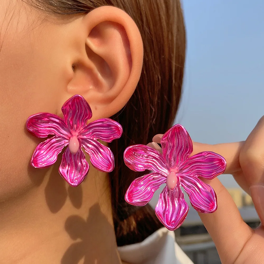 European American Fashion Green Color Flower Shape Earrings For Women Retro Exaggerated Personality Exquisite Versatile Jewelry
European American Fashion Green Color Flower Shape Earrings For Women Retro Exaggerated Personality Exquisite Versatile Jewelry