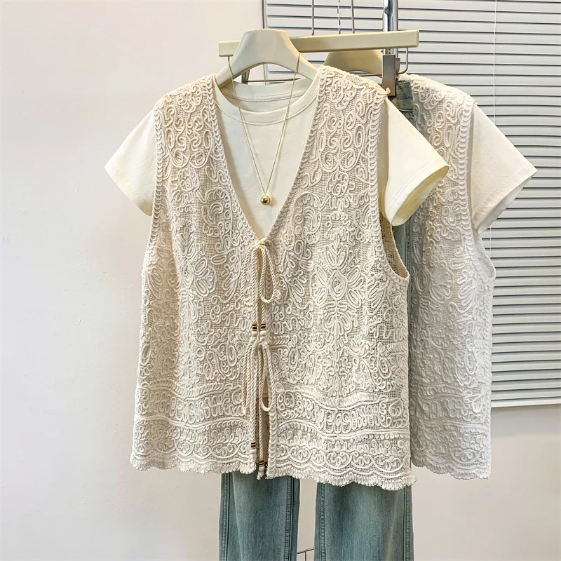 Summer Bohemian Style Heavy Embroidery Sleeveless Top Women's Oversize Layering Vintage Artistic Loose Slimming Cover up
Summer Bohemian Style Heavy Embroidery Sleeveless Top Women's Oversize Layering Vintage Artistic Loose Slimming Cover up