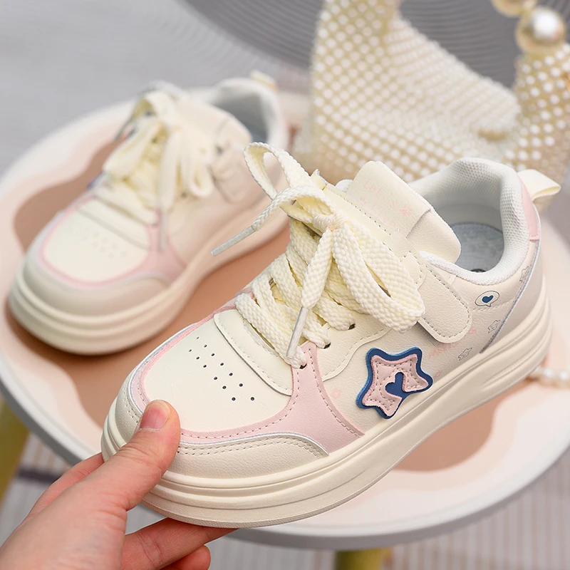 Girls' shoes, children's board shoes, 2026 new spring versatile white shoes, children's casual shoes, soft soled single shoes, c
Girls' shoes, children's board shoes, 2026 new spring versatile white shoes, children's casual shoes, soft soled single shoes, c