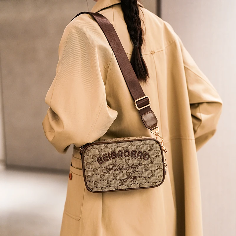 Retro Fashion Handbags Pure Color Soft PU Leather Women's Shoulder Bags Mother and Child Floral Crossbody Handbags Tote 가방 SAC
Retro Fashion Handbags Pure Color Soft PU Leather Women's Shoulder Bags Mother and Child Floral Crossbody Handbags Tote 가방 SAC