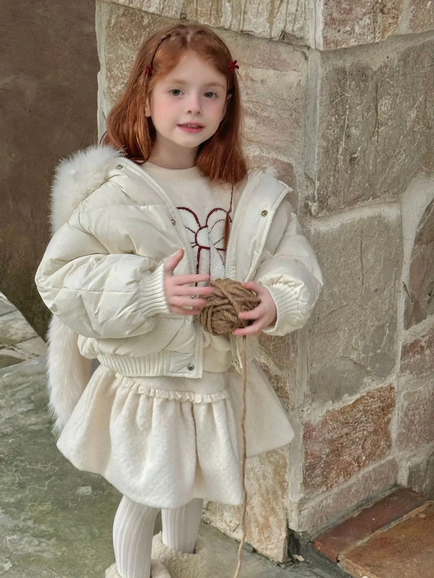 Girls Thick Woolen Lace Skirt 2024 Winter New Children Clothes Girls Solid Versatile A-line Skirt
Girls Thick Woolen Lace Skirt 2024 Winter New Children Clothes Girls Solid Versatile A-line Skirt