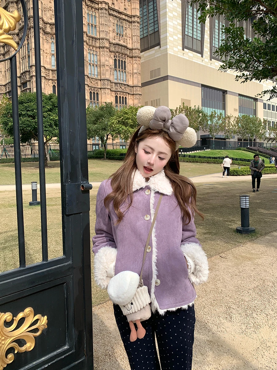 AshySnow Suede Lamb Fur Jacket Winter Turn-down Collar Leather Fur Integrated Princess Style Straight-cut Short Coat for Women
AshySnow Suede Lamb Fur Jacket Winter Turn-down Collar Leather Fur Integrated Princess Style Straight-cut Short Coat for Women