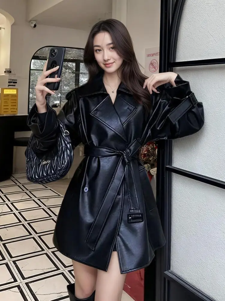 Женское черное кожаное пальто на шнуровке в корейском стиле в стиле ретро, осень-зима, коричневое двубортное праздничное пальто из искусственной кожи, топы, модная одежда 
Женское черное кожаное пальто на шнуровке в корейском стиле в стиле ретро, осень-зима, коричневое двубортное праздничное пальто из искусственной кожи, топы, модная одежда