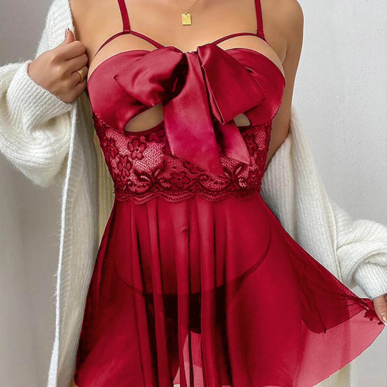 Women's Lace Seductive Sexy Nightdress Bow Hollow Out Mesh Transparent Suspender Solid Color Feminine Nightgowns Homewear
Women's Lace Seductive Sexy Nightdress Bow Hollow Out Mesh Transparent Suspender Solid Color Feminine Nightgowns Homewear