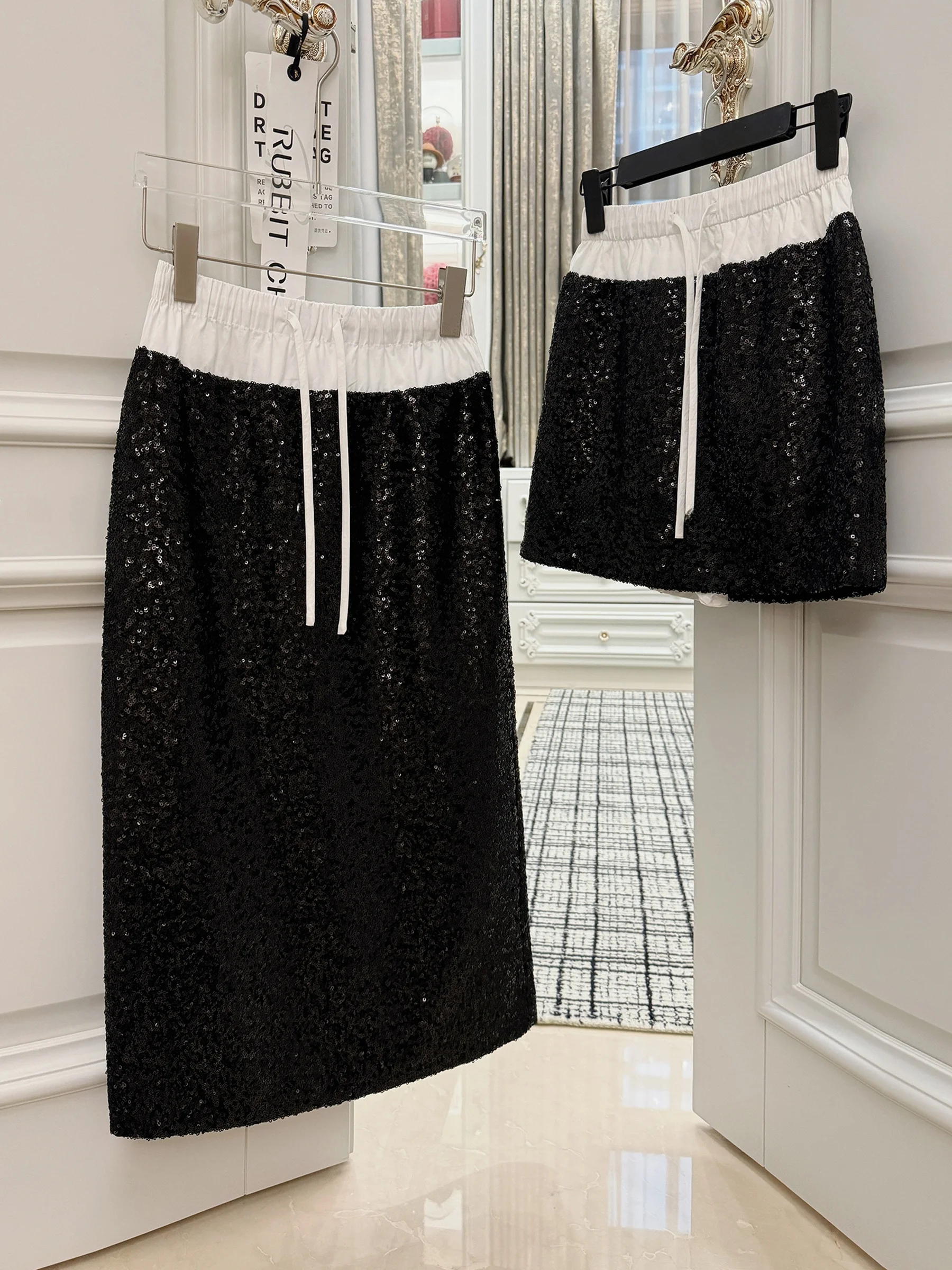 Юбка-шорты для девочек с пайетками, с завышенной талией, облегающая, миди, А-силуэт, простой дизайн, для повседневной носки
Юбка-шорты для девочек с пайетками, с завышенной талией, облегающая, миди, А-силуэт, простой дизайн, для повседневной носки