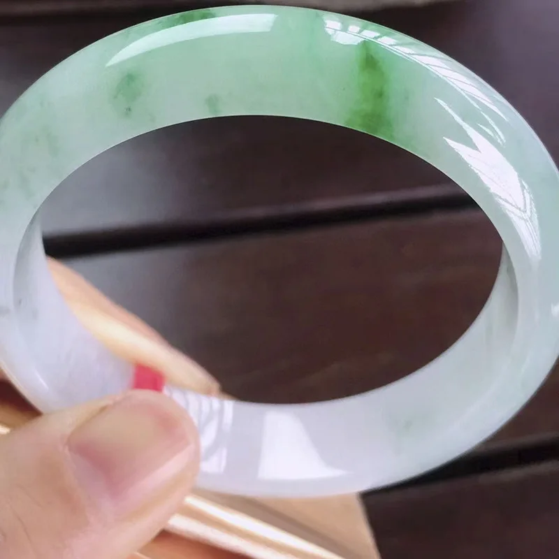 Natural Myanmar Jade Jade 54mm-62mm bracelet Princess jewelry bracelet send mom send girlfriend gift
Natural Myanmar Jade Jade 54mm-62mm bracelet Princess jewelry bracelet send mom send girlfriend gift