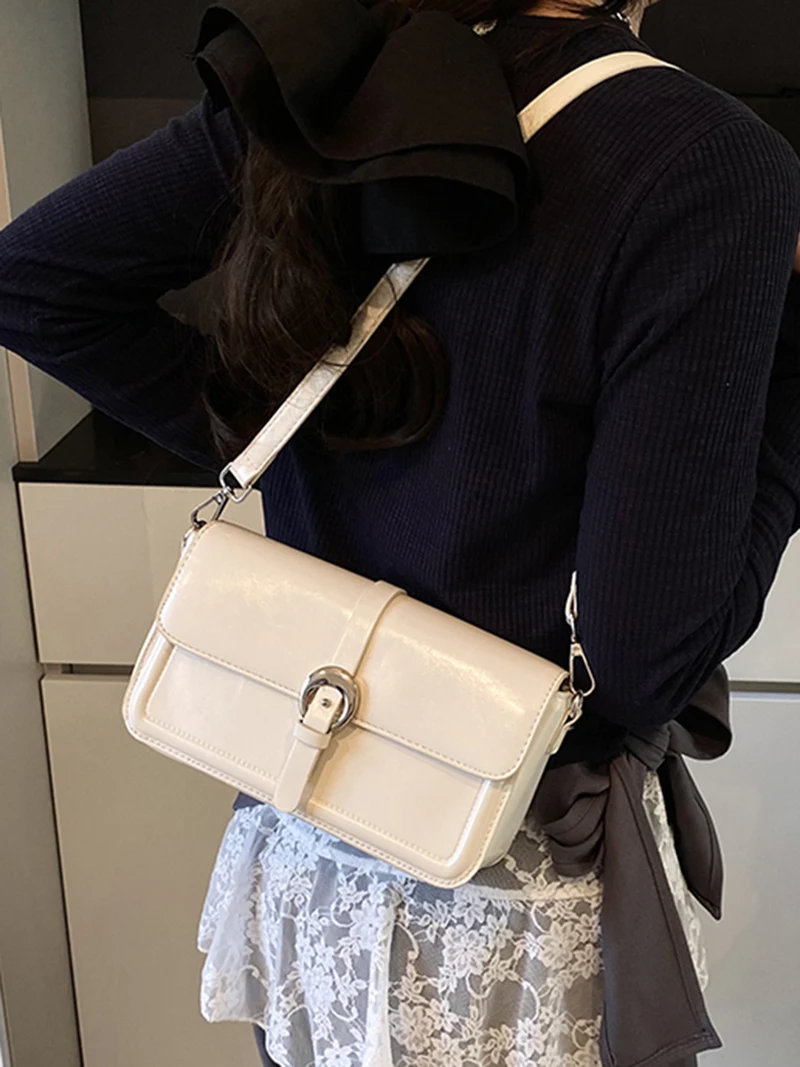 Trendy Versatile Women's Small Square Bags Korean Edition High Fashion Shoulder Bag Casual Crossbody Bag 2025 Spring/Summer New
Trendy Versatile Women's Small Square Bags Korean Edition High Fashion Shoulder Bag Casual Crossbody Bag 2025 Spring/Summer New