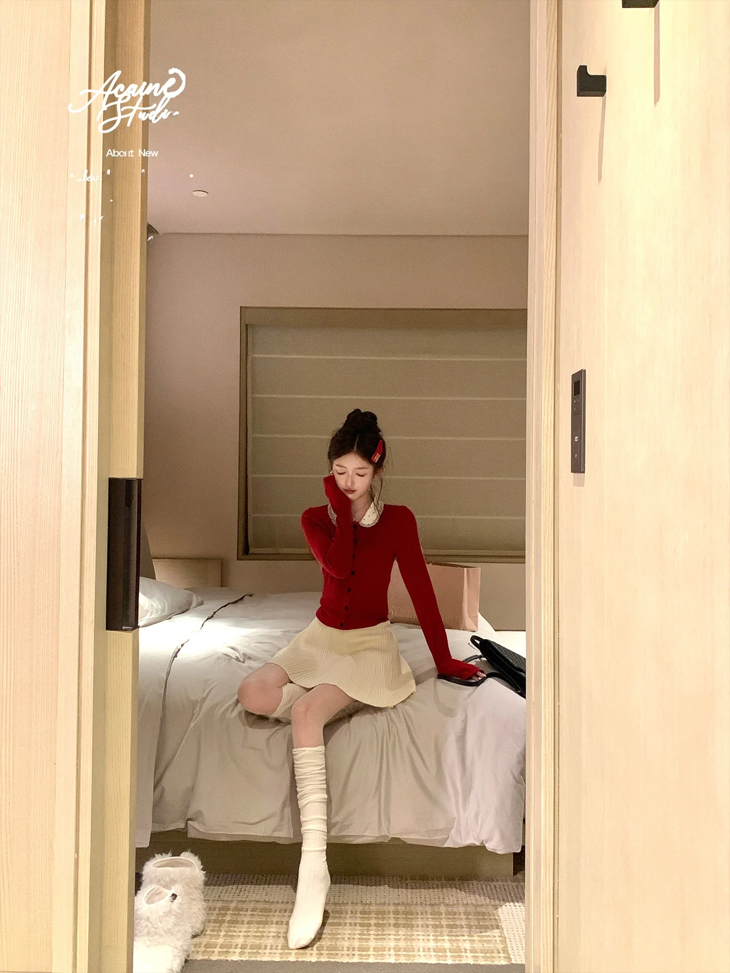 Японский вязаный топ Acaine Sweetheart красного цвета для женщин, зимняя базовая одежда с меховым воротником и узором в горошек
Японский вязаный топ Acaine Sweetheart красного цвета для женщин, зимняя базовая одежда с меховым воротником и узором в горошек