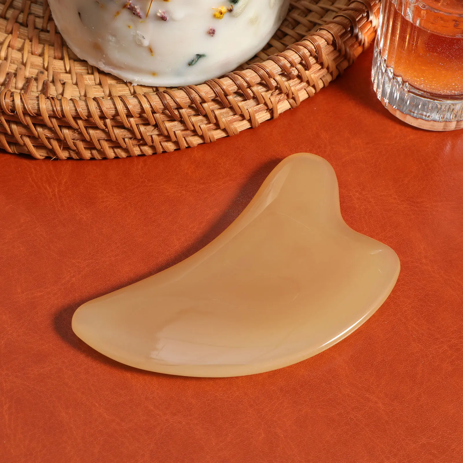 Horn Gua Scraping Massage Tool Board Ox Horn Natural Material Face Neck Back Pain Relief Spa Tools For Skin Care
Horn Gua Scraping Massage Tool Board Ox Horn Natural Material Face Neck Back Pain Relief Spa Tools For Skin Care