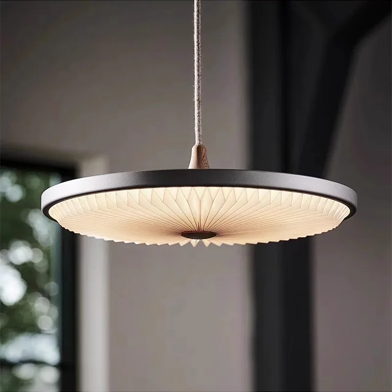 Accordion restaurant chandelier round table small apartment Japanese-style wabi safeng hotel bed and breakfast bedroom
Accordion restaurant chandelier round table small apartment Japanese-style wabi safeng hotel bed and breakfast bedroom