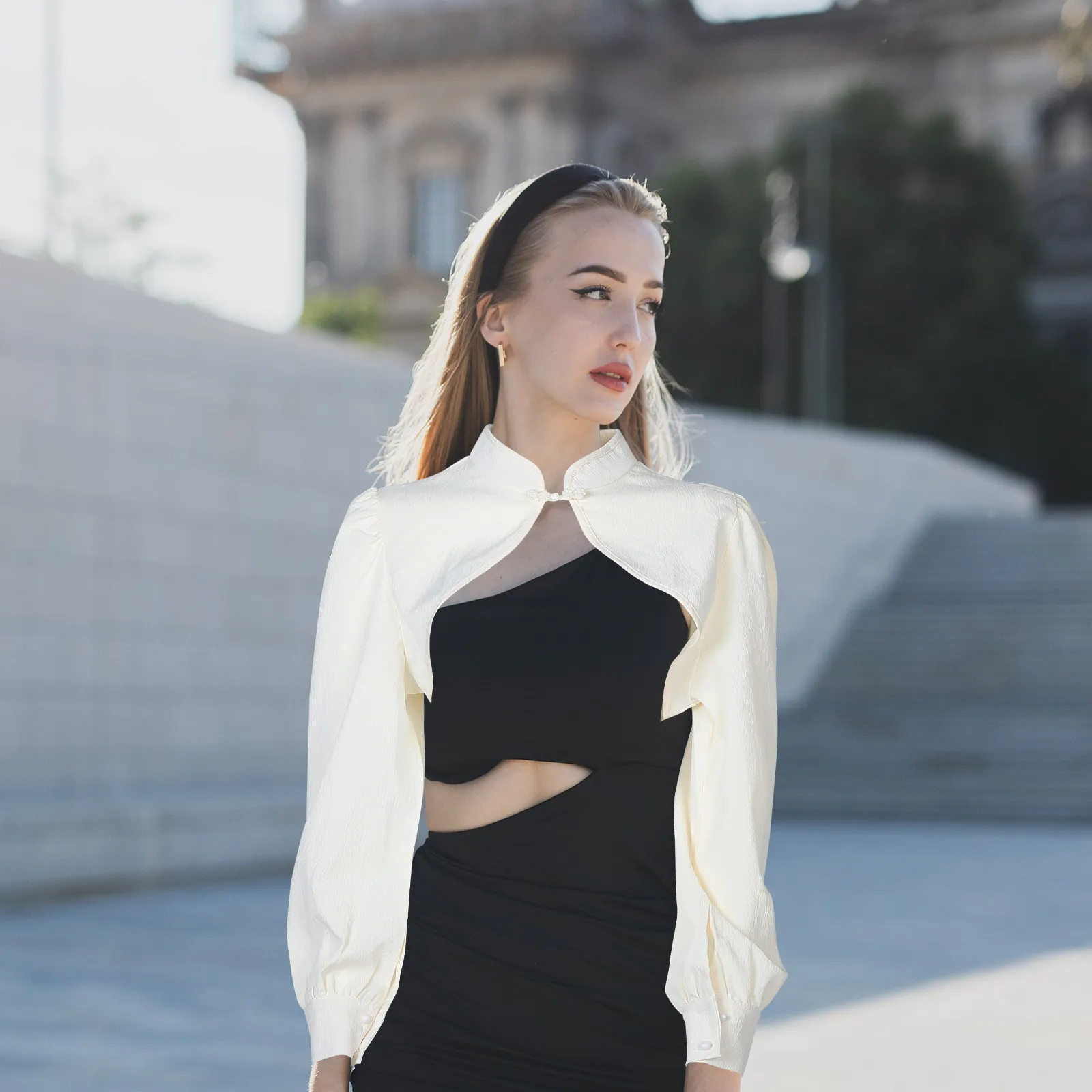 Белый шифоновый съемный воротник-имитация рубашки для женщин, модный аксессуар для платья-свитера
Белый шифоновый съемный воротник-имитация рубашки для женщин, модный аксессуар для платья-свитера