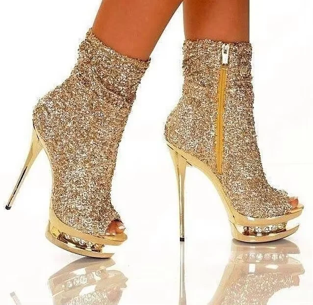 BlingBling Crystal Peep Toe Ankle Platform Summer Women Sandals Boots Stiletto High Heels Side Zipper Design Large Size Shoes
BlingBling Crystal Peep Toe Ankle Platform Summer Women Sandals Boots Stiletto High Heels Side Zipper Design Large Size Shoes