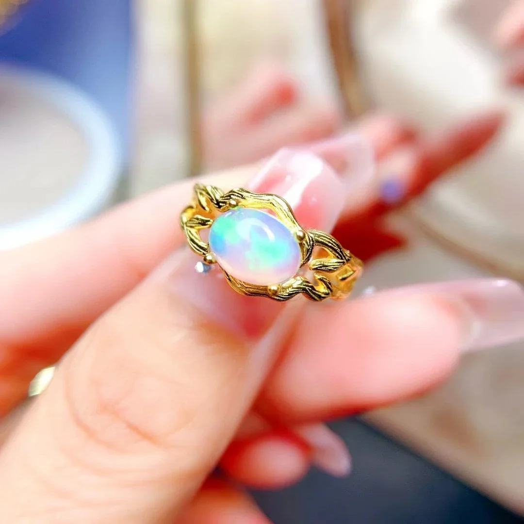 Дизайнерский стиль, кольцо из серебра 925 пробы с белым опалом для вечеринки, 6 мм * 8 мм, ювелирные изделия с австралийским опалом, 3 слоя, 18-каратное позолоченное ювелирное изделие с драгоценными камнями
Дизайнерский стиль, кольцо из серебра 925 пробы с белым опалом для вечеринки, 6 мм * 8 мм, ювелирные изделия с австралийским опалом, 3 слоя, 18-каратное позолоченное ювелирное изделие с драгоценными камнями