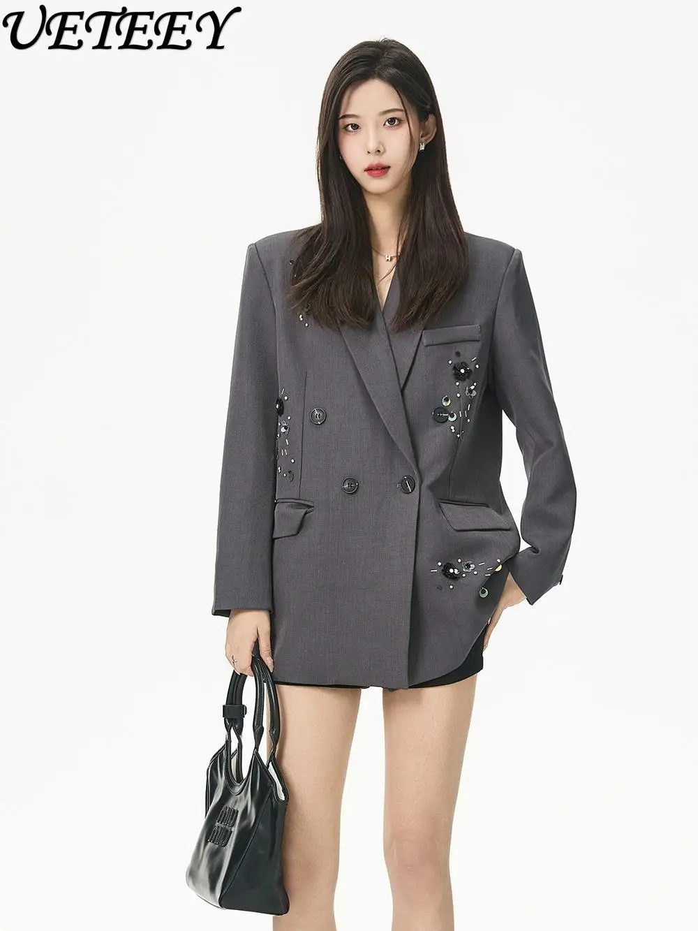 Light Luxury Elegant Women's Fashion Double-Breasted Heavy Beaded Blazer Coat Original Design Straight Gray Suit Jacket
Light Luxury Elegant Women's Fashion Double-Breasted Heavy Beaded Blazer Coat Original Design Straight Gray Suit Jacket