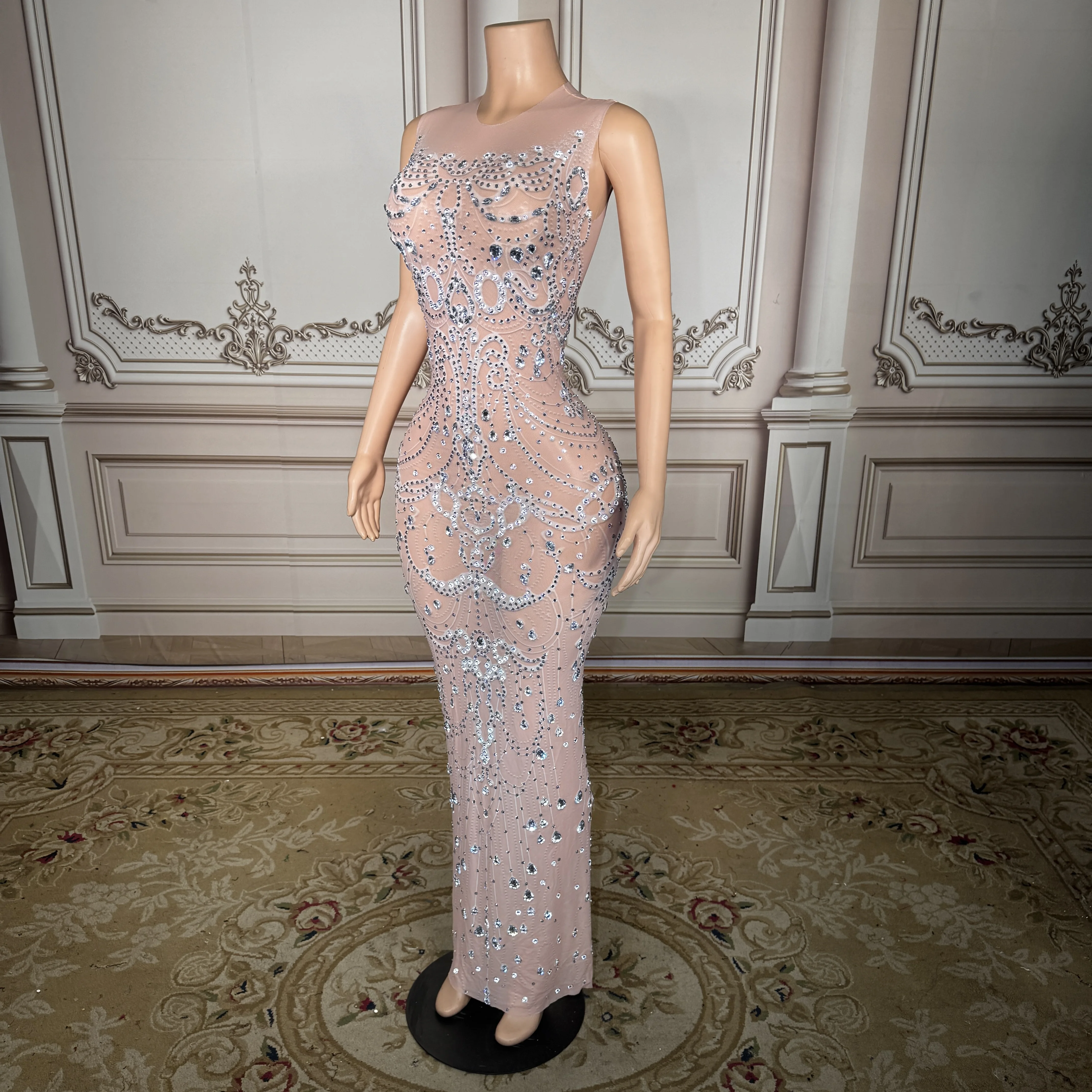 ZD Company Annual Banquet Party Host Evening Gown Nude-Colored Heavy Industry Rhinestones Pearl Sleeveless Bodycon Dress
ZD Company Annual Banquet Party Host Evening Gown Nude-Colored Heavy Industry Rhinestones Pearl Sleeveless Bodycon Dress