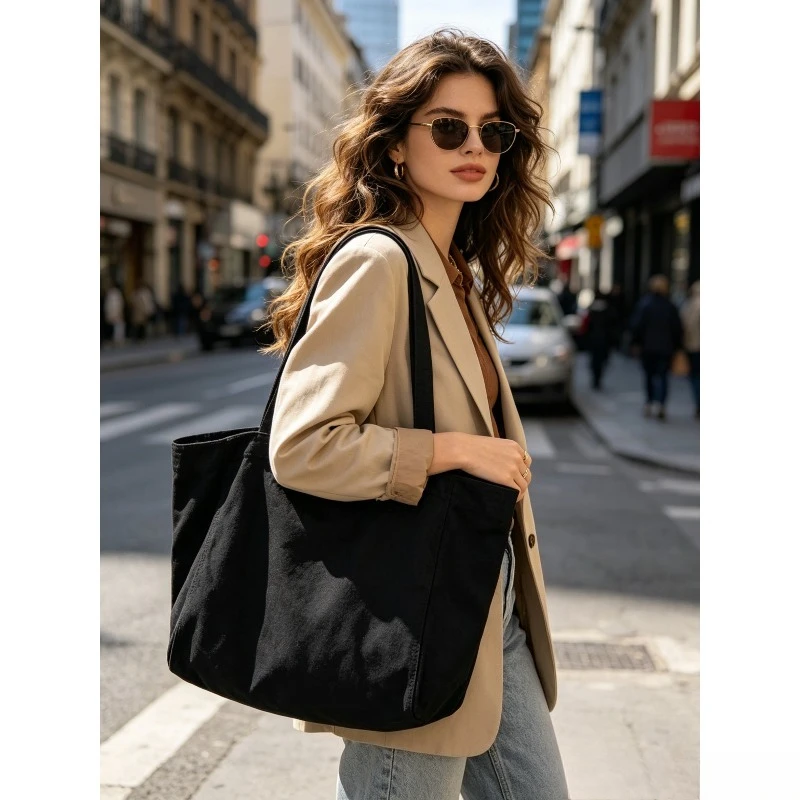 1pcs Retro Canvas Tote Bag Solid Color Minimalist Large Capacity Shoulder Bag Japanese Casual Shopping Bag for Men Women
1pcs Retro Canvas Tote Bag Solid Color Minimalist Large Capacity Shoulder Bag Japanese Casual Shopping Bag for Men Women