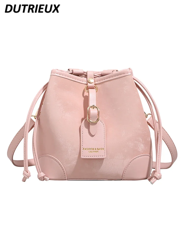 Simple Drawstring Bucket Bags for Women 2024 New Spring Autumn All-Match Messenger Underarm Bag Fashion Ladies' Handbags
Simple Drawstring Bucket Bags for Women 2024 New Spring Autumn All-Match Messenger Underarm Bag Fashion Ladies' Handbags