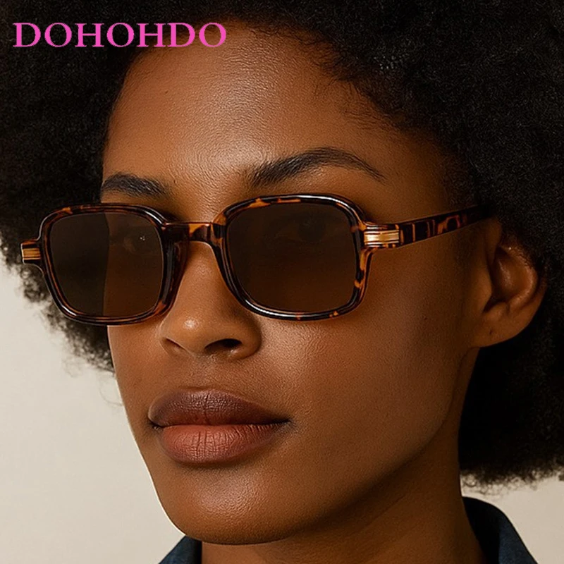 Classic Luxury Rivets Decorate Rectangle Women Men Sunglasses Brand Designer Eyewear Traveling Fishing Driving Shades UV400 Очки
Classic Luxury Rivets Decorate Rectangle Women Men Sunglasses Brand Designer Eyewear Traveling Fishing Driving Shades UV400 Очки