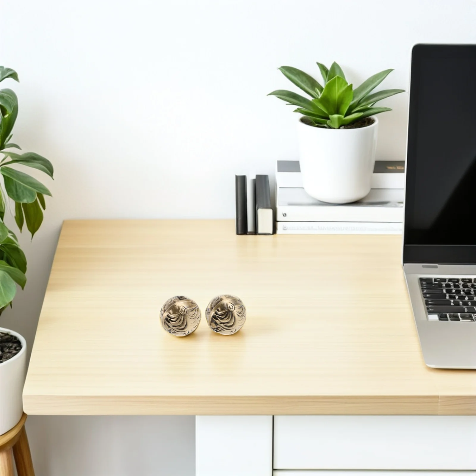 1Pair 38Mm Grip Strengthening Balls Solid Brass Chinese Health Balls for Hand Therapy Fine Motor Control and Fitness Exercise
1Pair 38Mm Grip Strengthening Balls Solid Brass Chinese Health Balls for Hand Therapy Fine Motor Control and Fitness Exercise