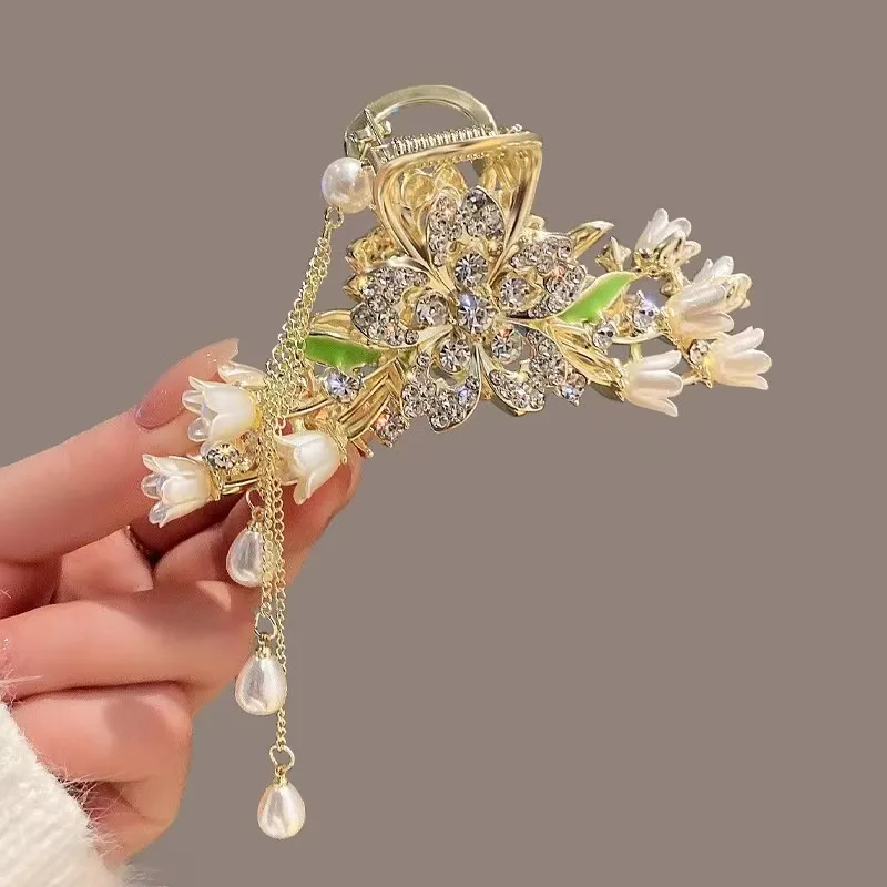 Lily of the Valley Tassel Hair Clip Bun Clip for Women High-end Large Back of Head Claw Clip Shark Clip Hair Accessory Spring Su
Lily of the Valley Tassel Hair Clip Bun Clip for Women High-end Large Back of Head Claw Clip Shark Clip Hair Accessory Spring Su