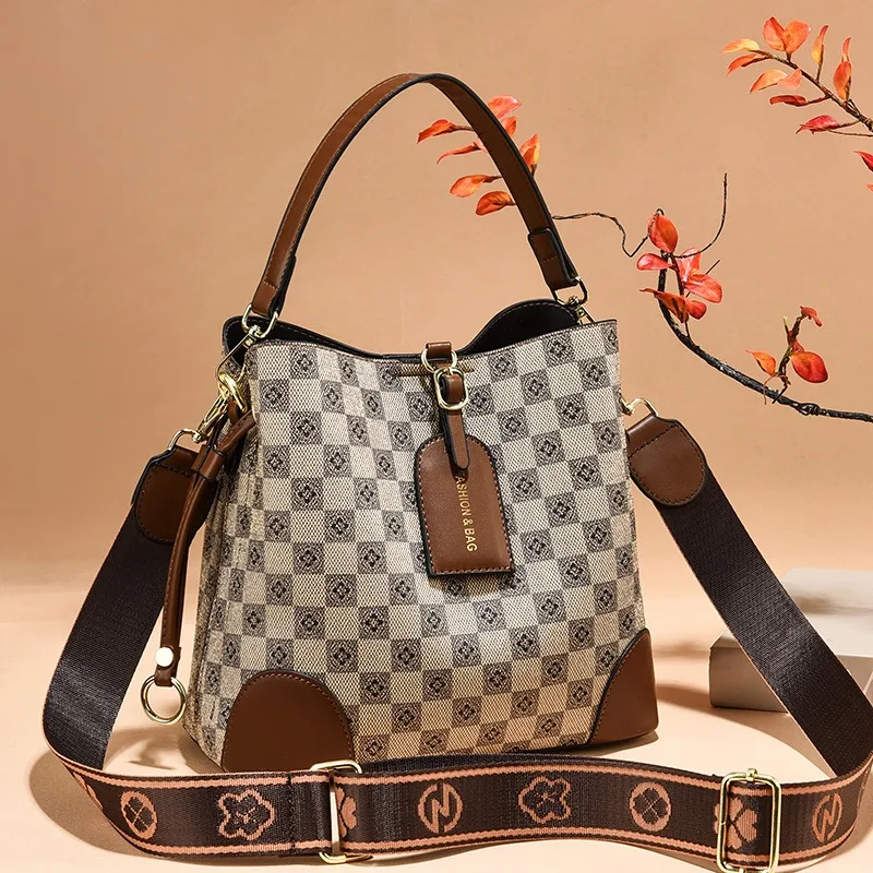 High Quality Handbags for Women Bags Designer Ladies Shoulder Crossbody Leather Bags Luxury Messenger Handle Female Sac A Main
High Quality Handbags for Women Bags Designer Ladies Shoulder Crossbody Leather Bags Luxury Messenger Handle Female Sac A Main