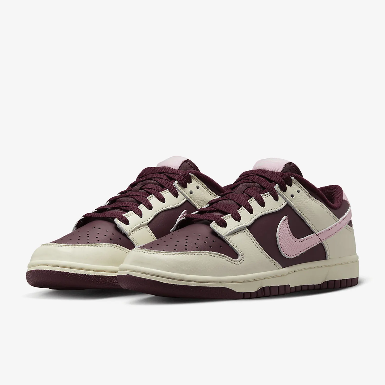 Nike genuine Dunk spring men's and women's sports casual lightweight low top board shoes DR9705-100
Nike genuine Dunk spring men's and women's sports casual lightweight low top board shoes DR9705-100