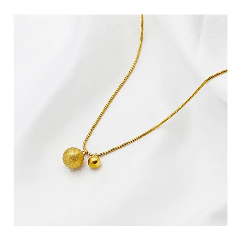 Gold Titanium Steel Necklace Women's Frosted Solid Round Bead Pendant Clavicle Chain Anti-fading Neck Chain Personalized Clavicl
Gold Titanium Steel Necklace Women's Frosted Solid Round Bead Pendant Clavicle Chain Anti-fading Neck Chain Personalized Clavicl