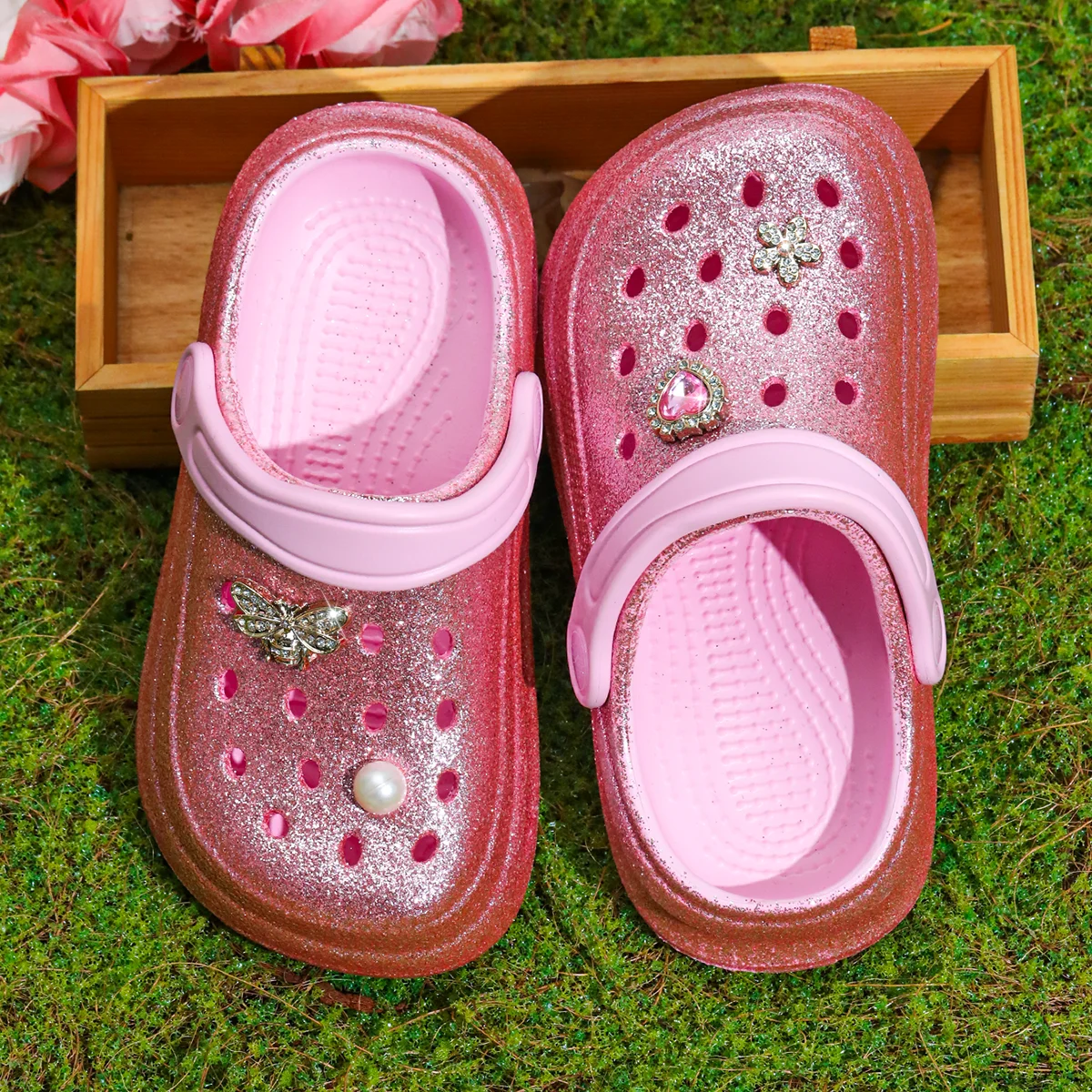 Kids Slip-On Clogs and Mules, Breathable, Waterproof, EVA Garden Shoes with Decorative Chain for Beach and Everyday Wear 168
Kids Slip-On Clogs and Mules, Breathable, Waterproof, EVA Garden Shoes with Decorative Chain for Beach and Everyday Wear 168